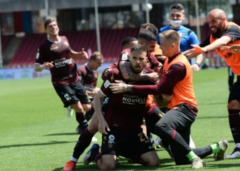 Serie B, la Salernitana si impone sulla capolista Empoli: la promozione in A è a un passo