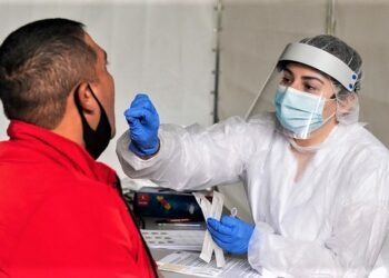 Covid-19 in Campania: oggi 251 positivi su 9.473 tamponi e 16 vittime