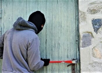 Napoli, svaligiato un appartamento durante la partita dell’Italia