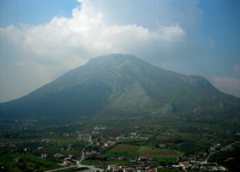 Escursionista cade in un burrone nel Sannio: salvato nella notte dai vigili del fuoco