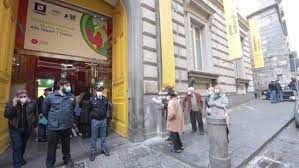 Vaccini, a Napoli oggi chiusi due centri per somministrazione prime dosi