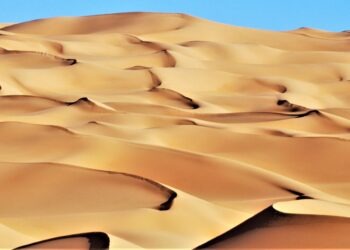 Caldo africano e sabbia del deserto in arrivo: lunedì e martedì il picco