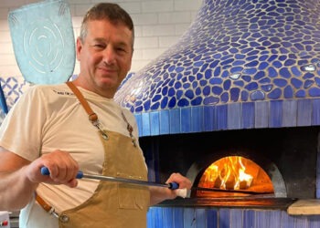 Pizza solo nel forno a legna: la scelta di Giuseppe Vesi