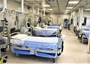 Napoli, contagi in risalita: riapre il “Covid residence” all’Ospedale del Mare