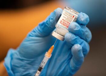 Vaccini Covid. Via libera all’utilizzo di Moderna per la fascia 12-17 anni. La circolare del Ministero Salute