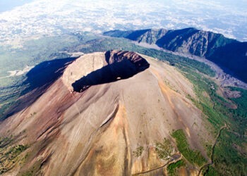 Parco Nazionale del Vesuvio: ennesimo scempio ambientale sventato