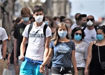 Covid-19, boom di contagi in Campania: 670 positivi nelle ultime 24 ore