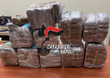 Giugliano in Campania, arrestato per detenzione e spaccio di droga