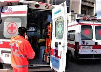 Napoli, allarme suicidi: uomo si butta giù dal ponte di San Rocco