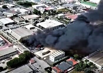 Incendio alla “Nts”: picco di diossine nell’aria tra Teverola e Carinaro