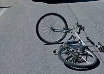 Tragedia a Ponticelli, travolto da un’auto: Morto ciclista 58enne