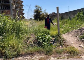 Castel Volturno, in fuga da posto di blocco: in auto capi d’abbigliamento contraffatti