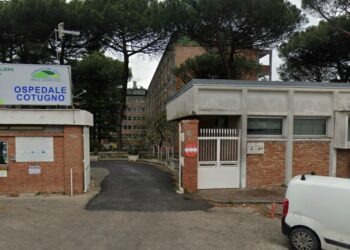 “Cotugno”, terapia intensiva piena di non vaccinati