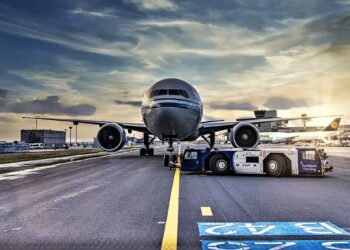 Tragedia a Capodichino: Anna si accascia a terra e muore prima di salire sull’aereo