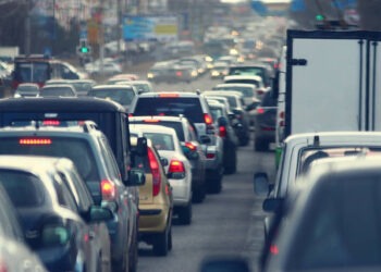 Comune di Napoli: provvedimenti antismog, stop alle auto dal lunedì al venerdì