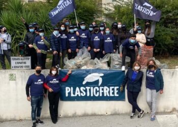 Scuole Plastic free: Maddaloni, famiglie e alunni insieme per migliorare il rapporto con l’ambiente
