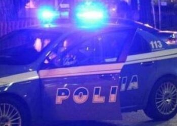 Agguato nella notte a Napoli: 19enne ucciso con 6 proiettili
