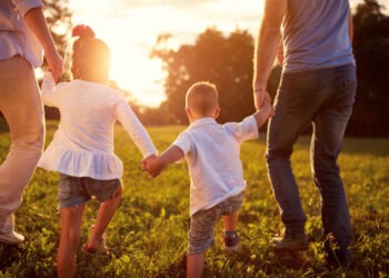 Assegno unico figli 2022: Come funziona e chi ne ha diritto