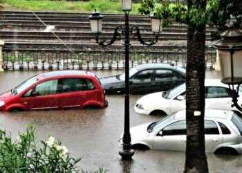 Bomba d’acqua nel Casertano: nubifragi e allagamenti in tutta la provincia