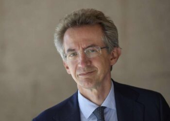 Napoli, prima riunione della giunta Manfredi