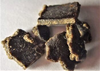 Spacciava la droga sul lungomare di Mondragone: arrestato 20enne