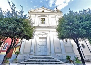 Marcianise, furto nella chiesa di San Carlo: acciuffati i due ladri