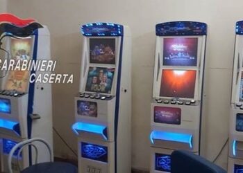 Controlli nel Casertano: sequestrate slot machine contraffatte dai carabinieri della Compagnia di Aversa