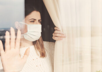 Covid: ipotesi riduzione quarantena per chi ha fatto la terza dose