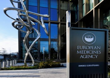 Pfizer: Paxlovid, la pillola anti Covid approvata dall’Ema. Via libera anche a nuovo monoclonale