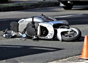 Brutto incidente a Castellammare di Stabia: gravi marito e moglie