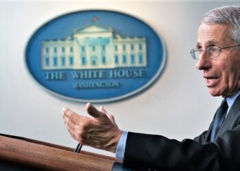 Covid-19, dichiarazioni shock dell’immunologo Anthony Fauci: “Prima o poi saremo tutti contagiati”