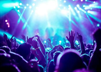 Covid, dal 10 febbraio riaprono le discoteche: la decisione del Consiglio dei ministri