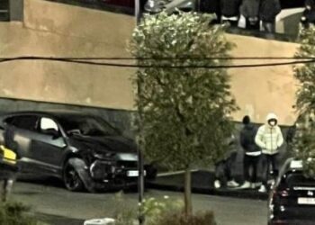 Sant’Antimo Incidente d’auto per Malcuit, il difensore del Napoli: danneggiata la sua Lamborghini