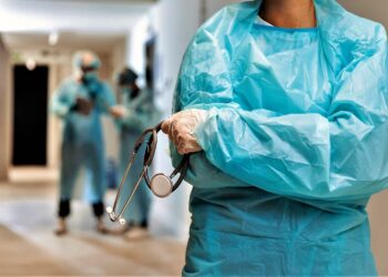 Emergenza Covid in Campania: da oggi sospesi ricoveri e visite non urgenti