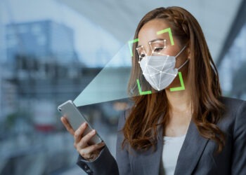 Apple introdurrà lo sblocco di iPhone con mascherina, senza Apple Watch