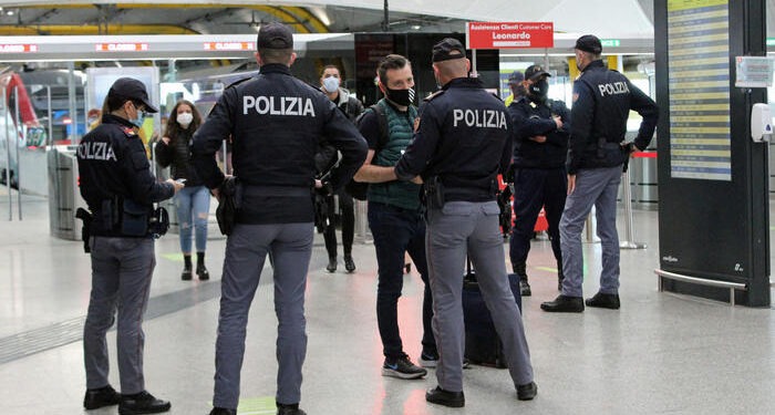 Polfer Fiumicino agents at work at the international airport "Leonardo da Vinci", Rome, Italy, 11 November 2020. In four months more than 5,000 people were checked, 300 surveillance services in the railway hubs with 109 escorted trains.   ANSA / Telenews