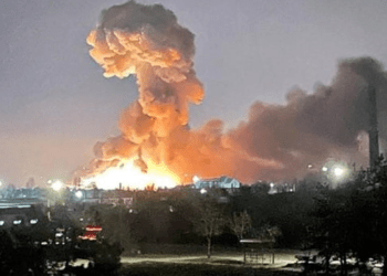 Ucraina, la guerra è iniziata: Putin ha dato l’ordine d’attacco, missili su Kiev (Foto)