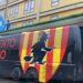 Grossa pietra contro il pullman del Benevento calcio: fortunatamente nessun ferito