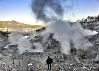 Pozzuoli, bradisismo Campi Flegrei, nuovo sciame sismico registrato nella notte