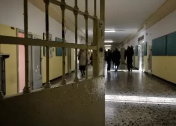 Carcere di Secondigliano, piazza di spaccio gestita da detenuti: 26 indagati (Video)