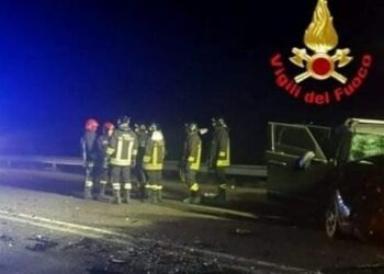 Incidente mortale per vettura contromano sull’A1: identificate le 3 vittime