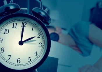 Torna l’ora legale: lancette dell’orologio un’ora in avanti rispetto all’orario corrente