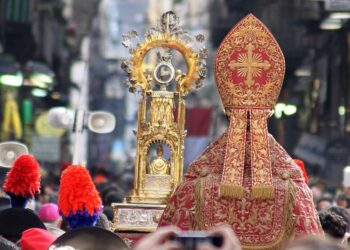 Processione di San Gennaro: torna dopo tre anni di stop