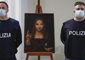 Rubarono il «Salvator Mundi» dalla basilica di San Domenico Maggiore: fermate 6 persone