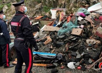 Traffico di rifiuti, sequestrata discarica abusiva in via Montagna Spaccata a Pozzuoli