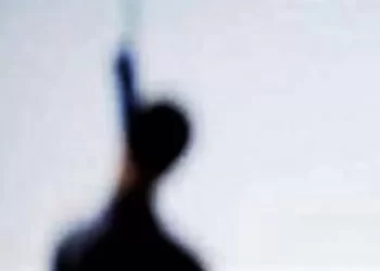 Shock in centro a Napoli: proprietario di un noto locale si toglie la vita