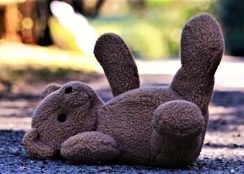 Tragedia a Sessa Aurunca: bimba di sei anni muore nel sonno