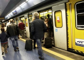 Metropolitana Napoli: linea 1 ferma per un guasto tecnico