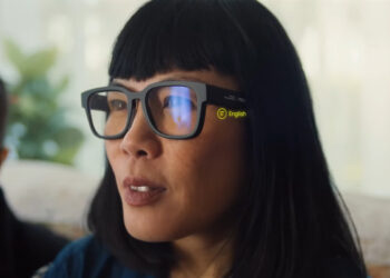 Tradurre le lingue attraverso un paio di occhiali: il nuovo progetto Google