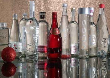 Le 10 acque di lusso: elisir che arrivano da luoghi incontaminati racchiuse in preziose bottiglie